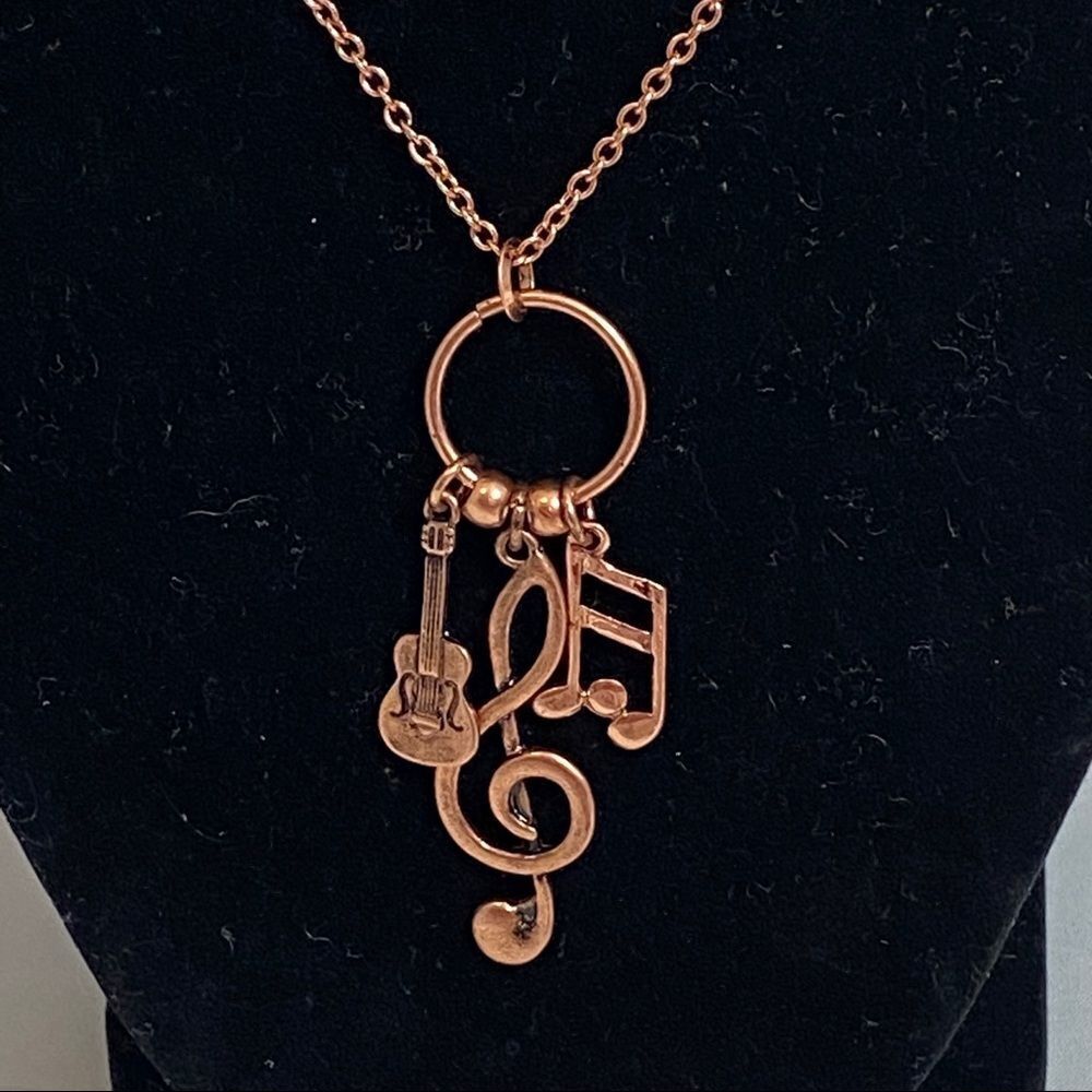 Music Lover Rose Colored Necklace Earring Set